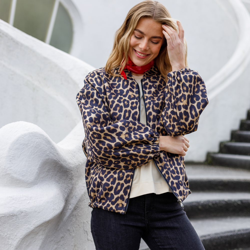 Overgangen fra vinter til forår – tid til lette jakker og farverige toner