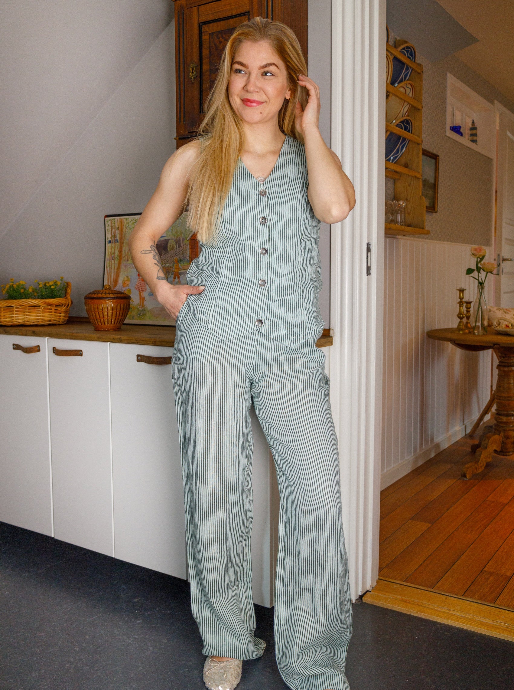 BCMELINA wide linen pant - Safari Green - Black Colour