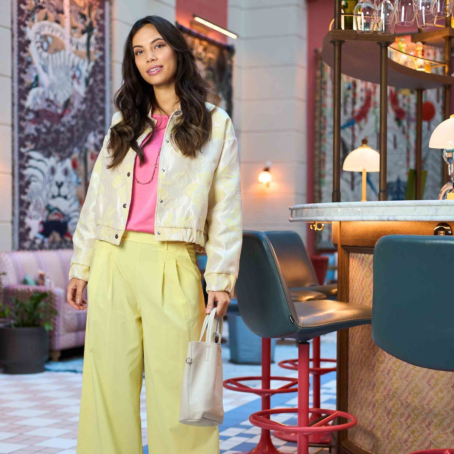 Forårsfester: Perfekte outfits til sæsonens øjeblikke