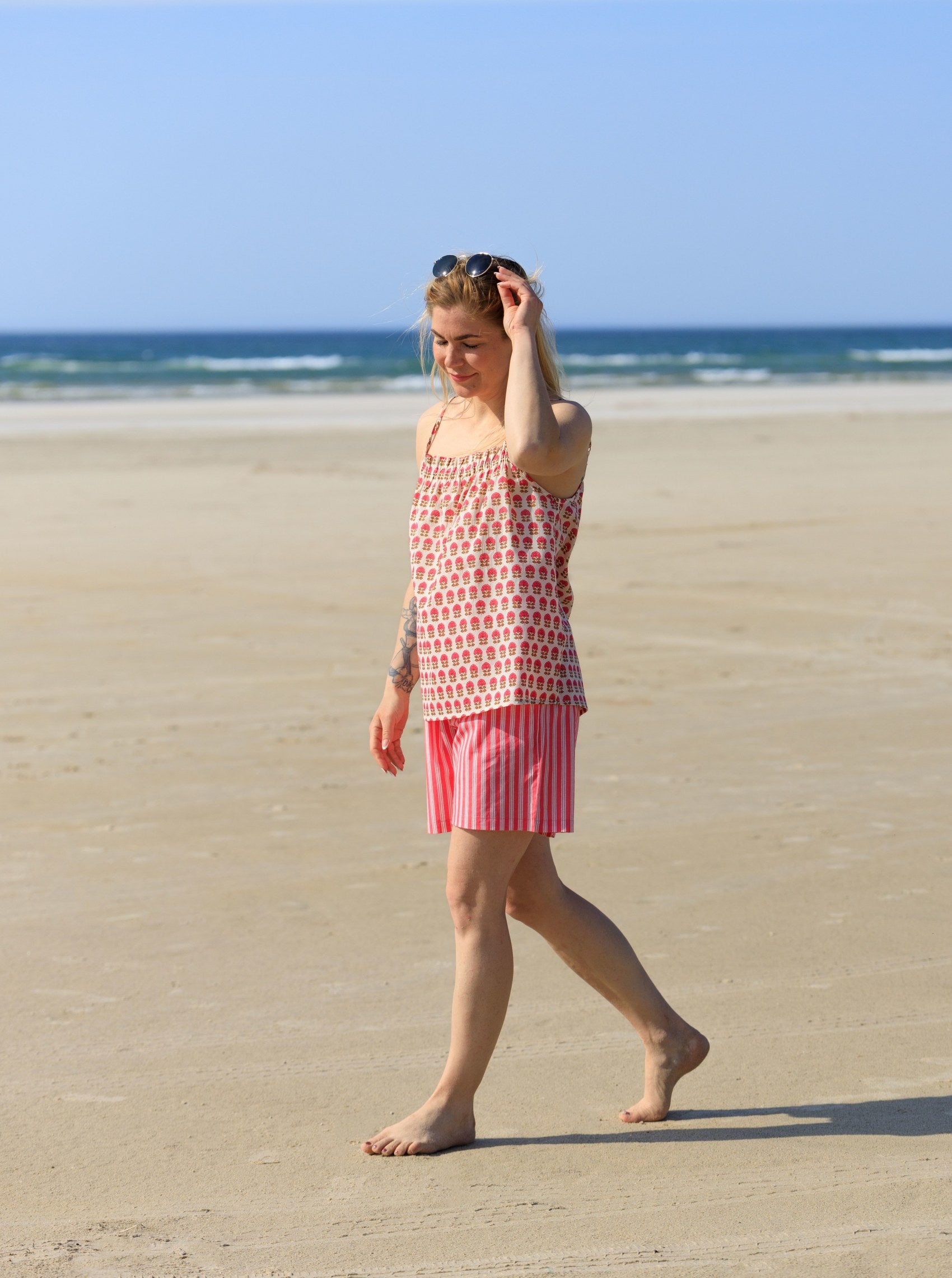 BCFLORA shorts - Pink Stripe - Black Colour